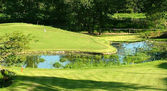 Atrium Golf Club Trhový Štěpánov - fee 18 jamek + oběd v restauraci jen 40 min. z centra Prahy u dálnice D1