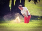 Marek Toman golf bunker shot