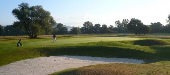 Golfový turnaj se vším všudy na Kotlině v Terezíně - sleva 48%, cena 495 Kč.