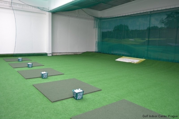 Golf Indoor Club Prague - roční členství "Nikl" + ČGF se slevou 25% nebo další bomba varianta!